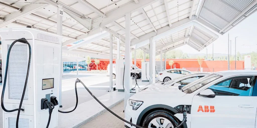 Electric Vehicle Charging Network - Business Ideas in Mumbai